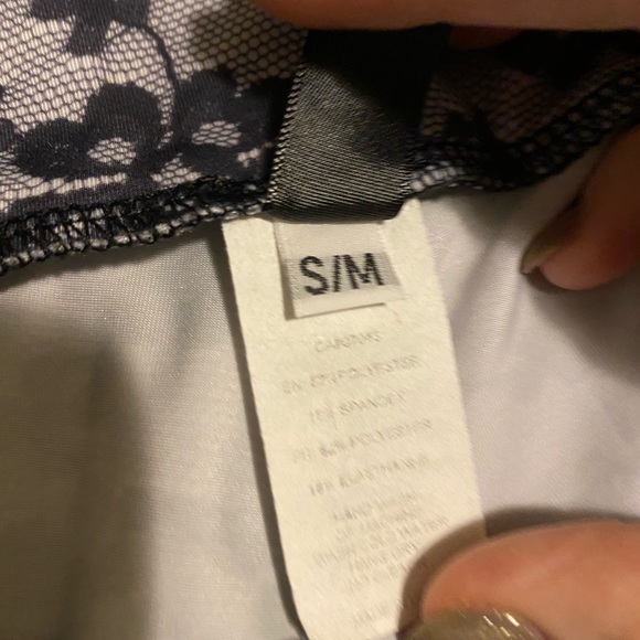 Flex leggings like new - Picture 3 of 3